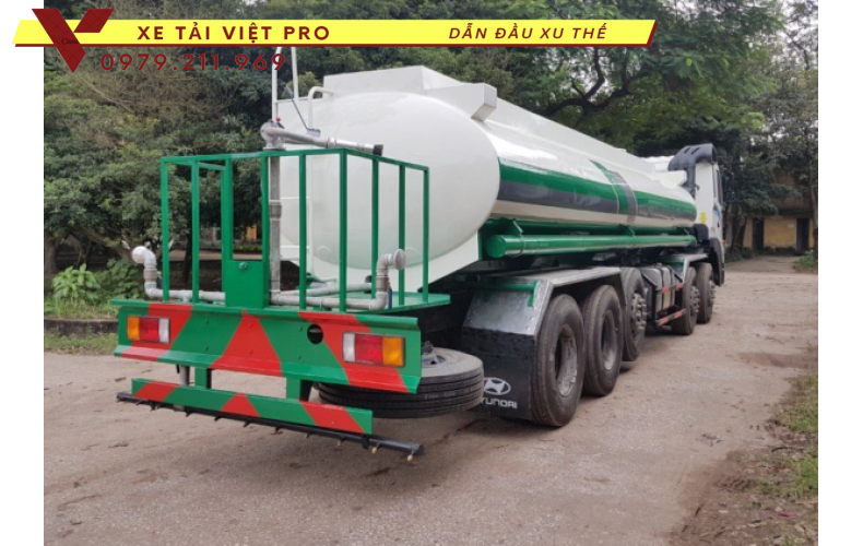 Hyundai Xe phun nước rửa đường 17 khối