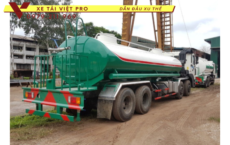 Hyundai Xe phun nước rửa đường 17 khối